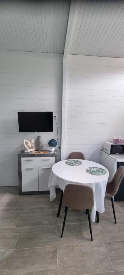 Studio 57 Bed & Breakfast Capesterre-Belle-Eau Ngoại thất bức ảnh